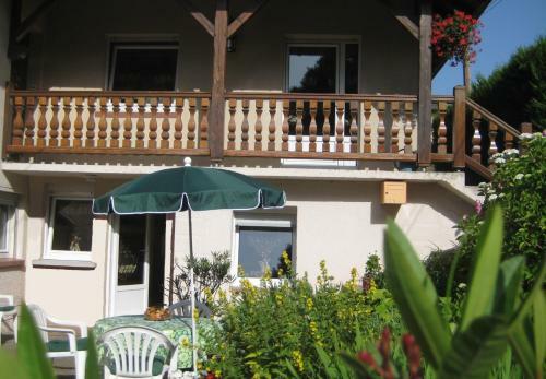 Bed & Breakfast G�te Et Chambre D'h�tes La Petite Source