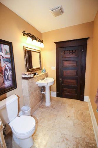 Bed & Breakfast Iron Horse Inn