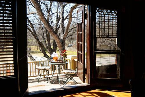 Bed & Breakfast Iron Horse Inn