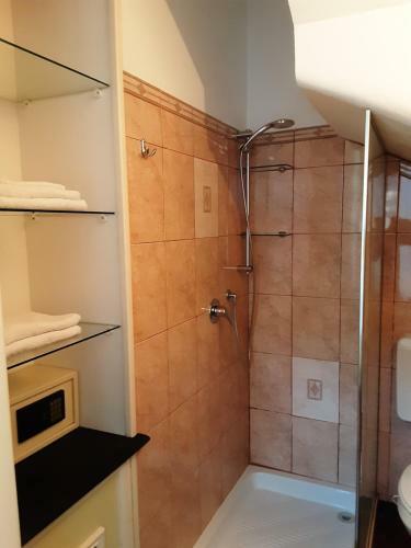 Apartamento Villa Ambra - Genova Resort B&B Accomodations