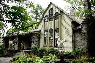 Stonehurst Place Bed & Breakfast
