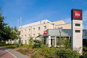 Hotel Motel One Berlin-dreilinden