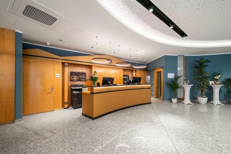 Hotel Azimut Dresden