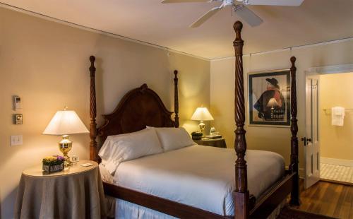 Yellow House Bed And Breakfast