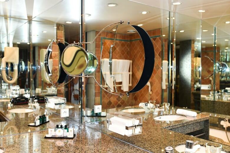 Hotel Grand H�tel Du Lion D'or