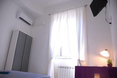 Hostal Messina41 Guest House