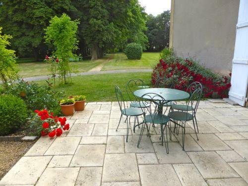Hostal Maison D'h�tes Le Ch�teau De Puxe