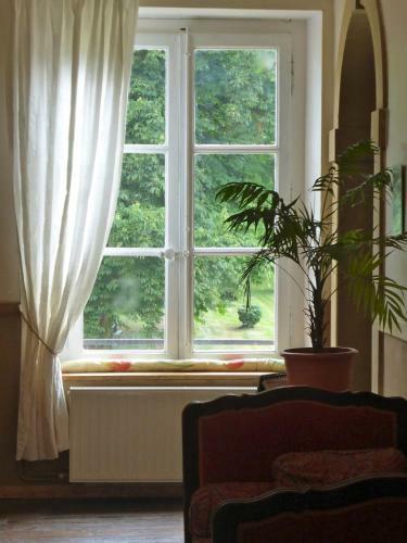 Hostal Maison D'h�tes Le Ch�teau De Puxe