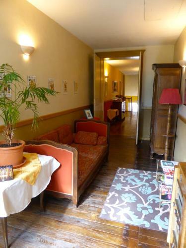 Hostal Maison D'h�tes Le Ch�teau De Puxe