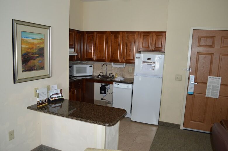 Hotel Staybridge Suites Milwaukee West-oconomowoc