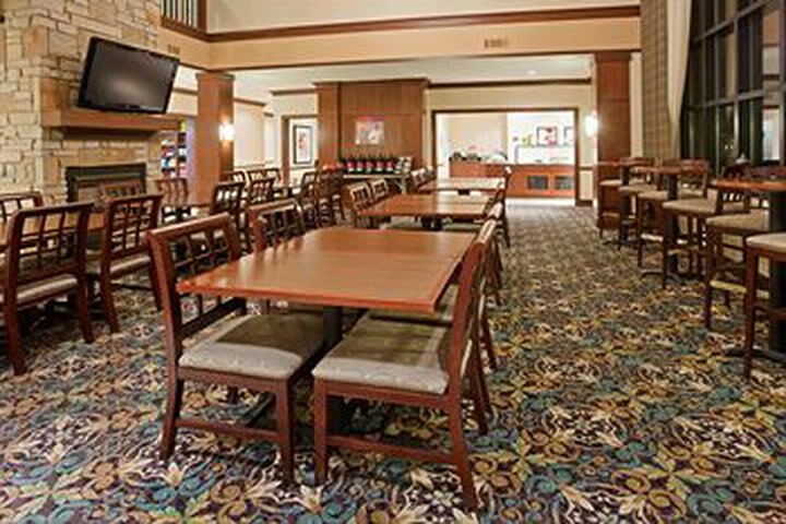 Hotel Staybridge Suites Milwaukee West-oconomowoc