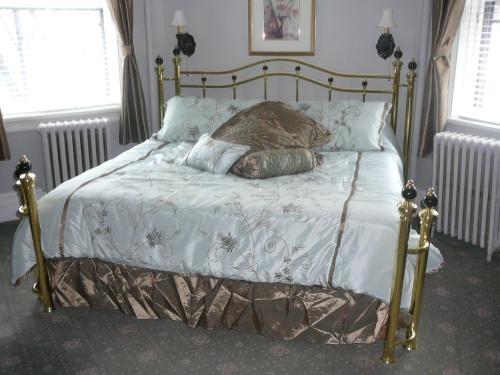 Hostal 463 Beacon Street Guest House