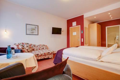 Hotel Consul
