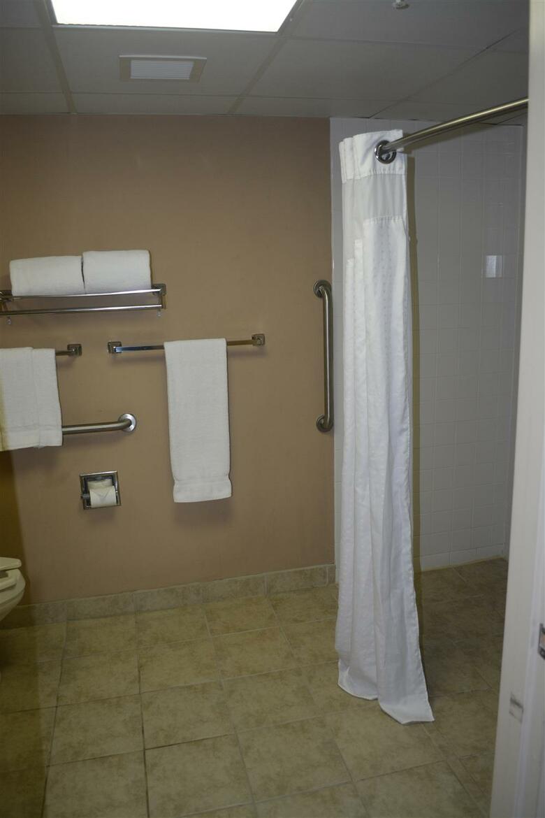Best Western Roanoke Rapids Hotel & Suites