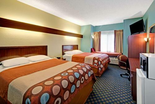 Hotel Super 8 Overland Park