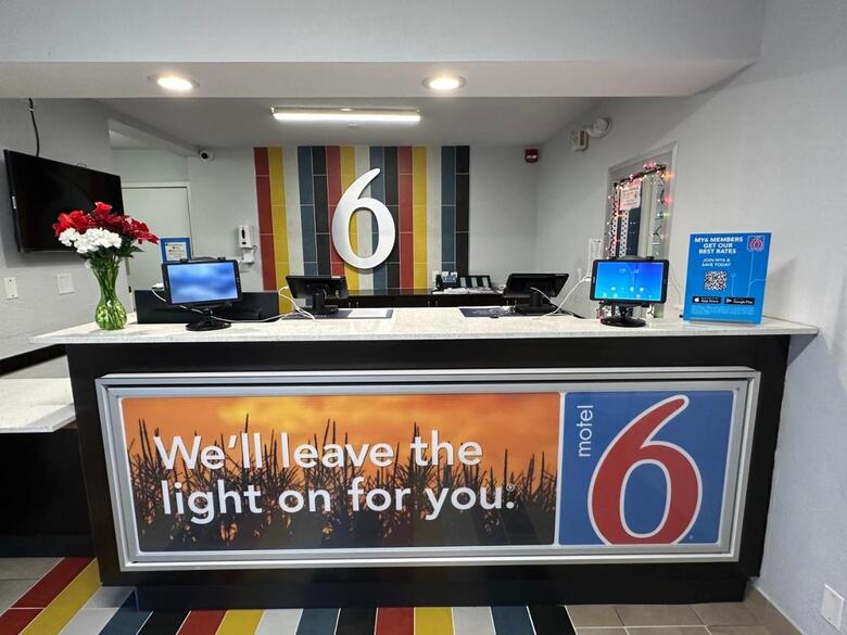 Motel 6 Fort Wayne