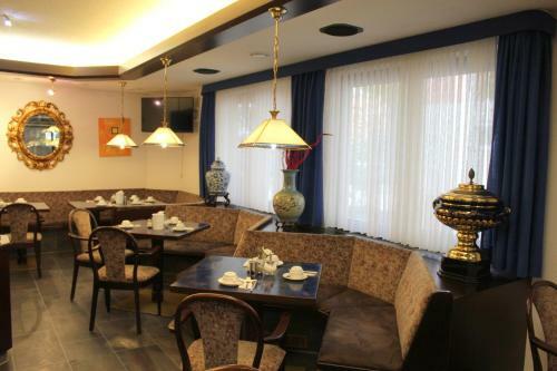 Hotel Astoria Am Urachplatz