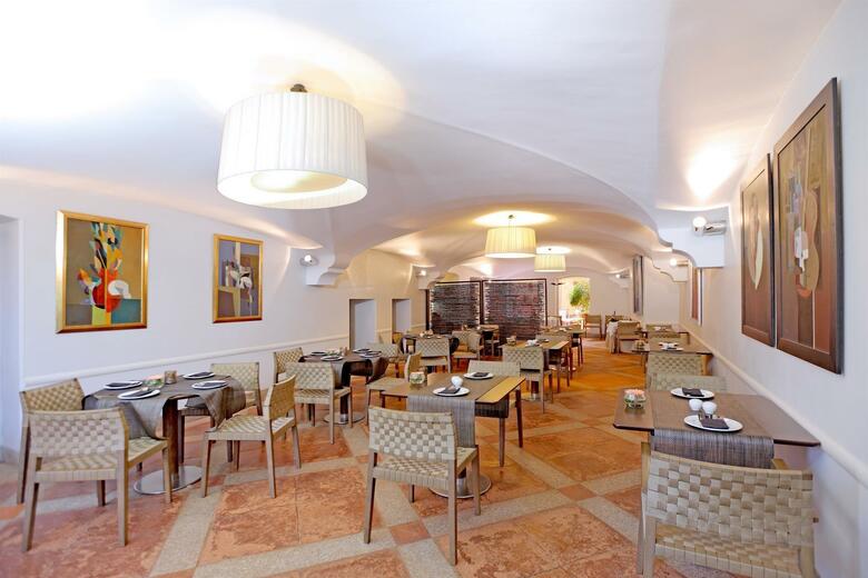 Hotel NH Collection C�ceres Palacio de Oquendo