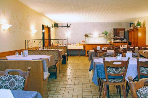 Hotel Zewener Hof - Garni