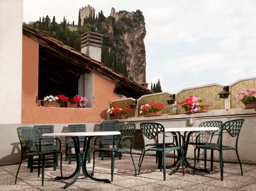 Hostal Hotel Marchi