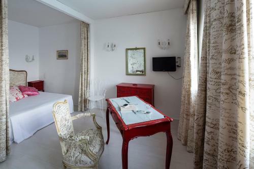 Hotel Delos - Ile De Bendor