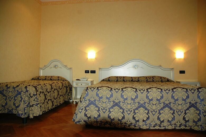 Hotel Promessi Sposi
