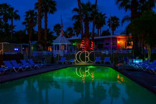 Ccbc Resort Hotel - A Gay Men's Resort
