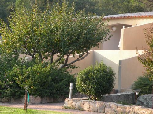 Hostal Les Jardins De Santa Giulia