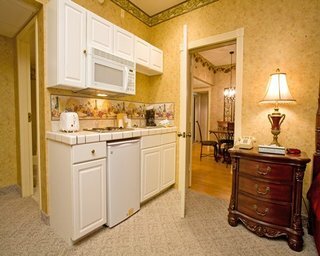 Hotel The Colonnade