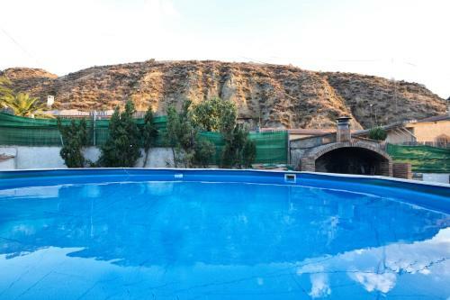 Agroturismo Cuevas Olmos