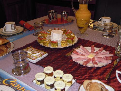 Bed & Breakfast Chambres D'h�tes - La Villa De La Paix