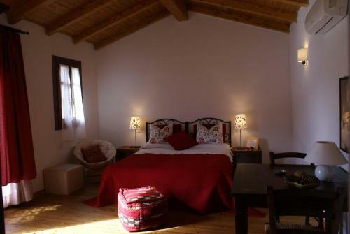 Hostal Agriturismo L'aglientu B&B