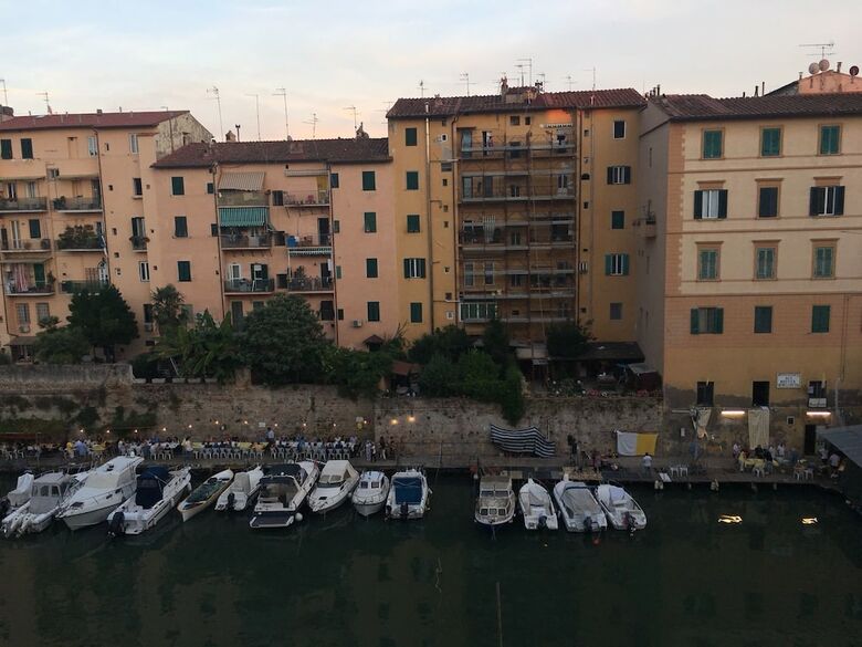 L'ora Delle Streghe B&B Centralissimo