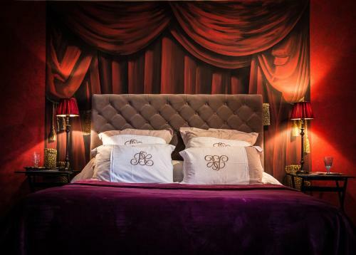 Bed & Breakfast Maison Du Th��tre Saint Bonnet