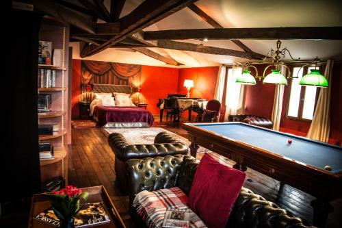 Bed & Breakfast Maison Du Th��tre Saint Bonnet