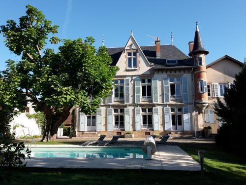 Bed & Breakfast L'echauguette Isserpent
