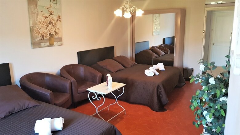 Bed & Breakfast Domaine De L'aufrene