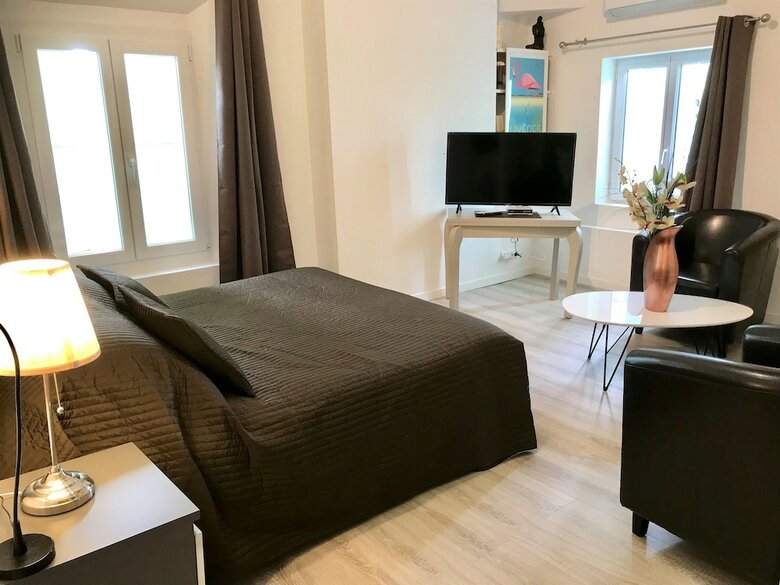 Bed & Breakfast Domaine De L'aufrene
