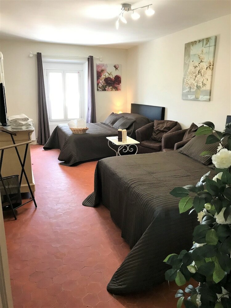 Bed & Breakfast Domaine De L'aufrene