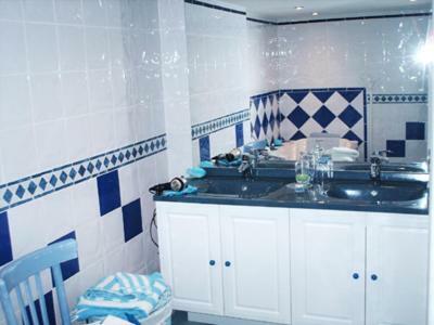 Bed & Breakfast Chambres D'h�tes "a La Douane"