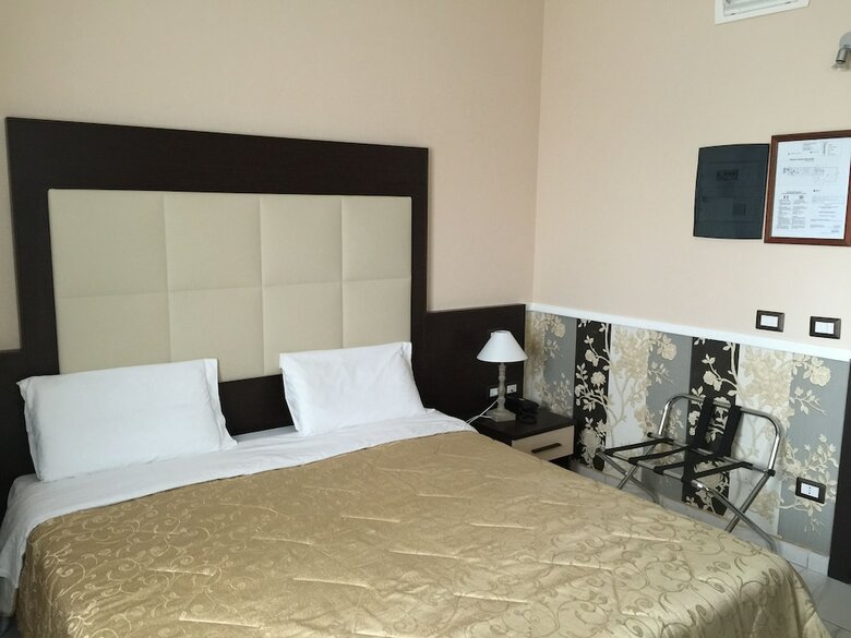 Hotel De La Ville Relais