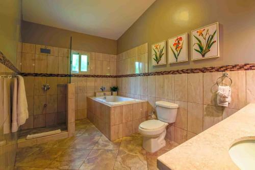 Hostal Residencial Casa Linda