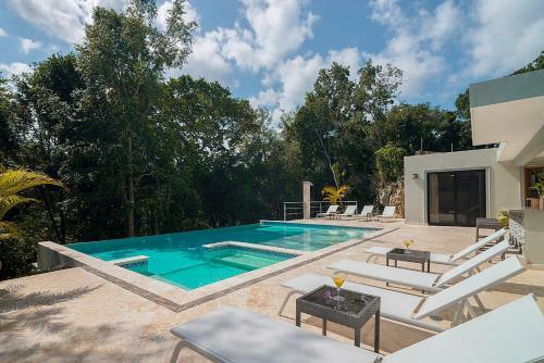 Hostal Residencial Casa Linda