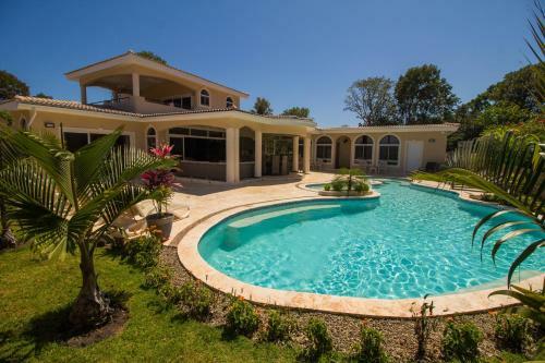 Hostal Residencial Casa Linda