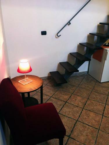 Apartment 25