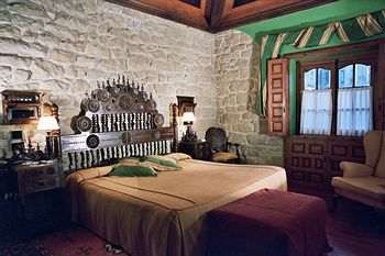 Hotel Castillo El Collado