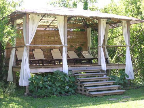 Bed & Breakfast Chambres D'h�tes Le Mas Du Caroubier