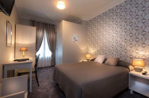 Hotel H�tel Donjon Vincennes