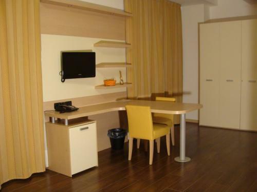 Groane Hotel Residence