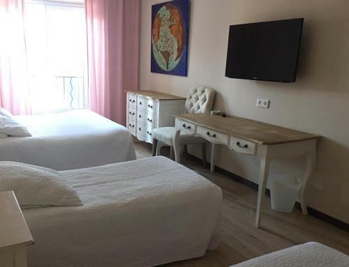 Coq Hotel